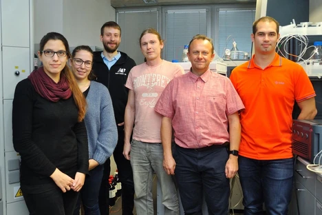 Vědci z Univerzity Pardubice mají další publikaci v prestižním časopise Nature Communications