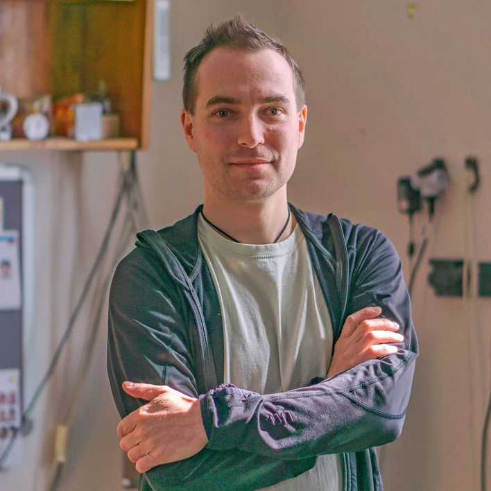 VŠCHT/Martin Balický: Michal Kolář z Laboratoře dynamiky biomolekul