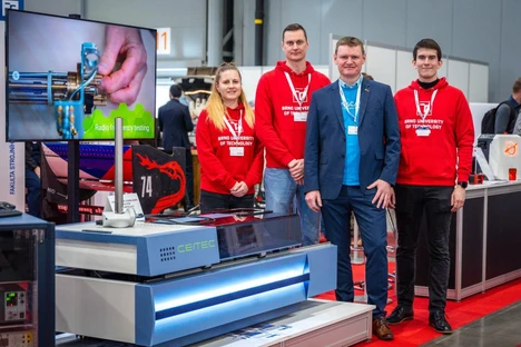 Revolutionary spectrometer developed by CEITEC BUT team wins Golden AMPER 2025 award