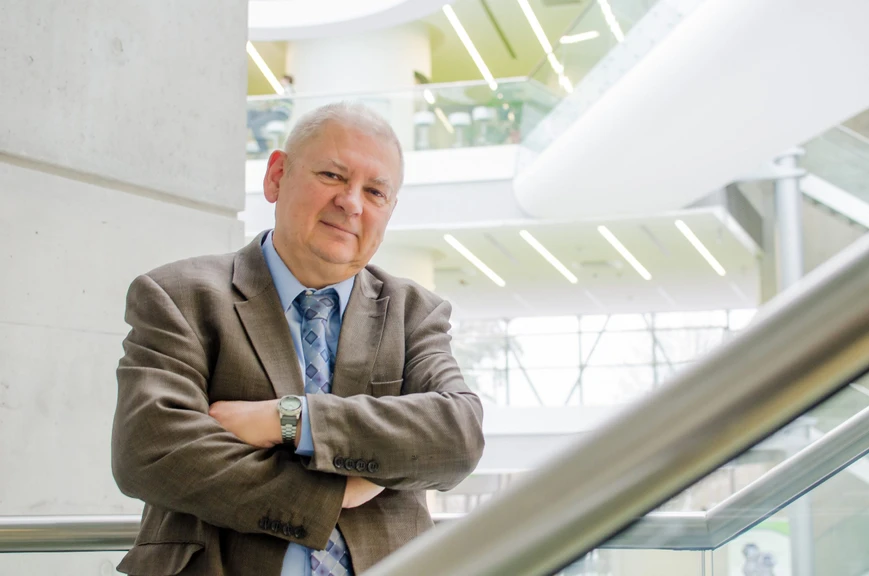 <p>Vědavýzkum.cz/GA ČR: Jaroslav Koča: Věda je dnes obrovský boj o mozky</p>