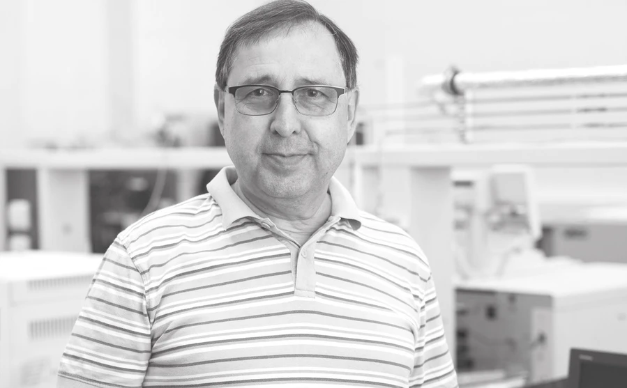 <p>Vysoká škola chemicko-technologická v Praze/Tomáš Princ: DYNAMICKÁ ROVNOVÁHA NA DOSAH? S chemiky z VŠCHT Praha o vědě a rovnosti</p>
