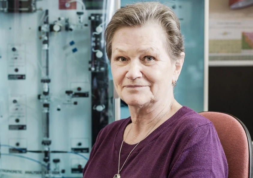 <p>Vysoká škola chemicko-technologická v Praze/Michal Ureš: HLEDÁNÍ DYNAMICKÉ ROVNOVÁHY tři generace výzkumnic na VŠCHT Praha</p>
