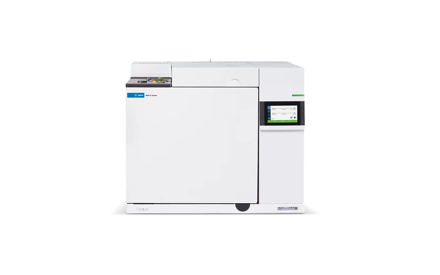 Obrázek 3: Plynový chromatograf Agilent 8860
